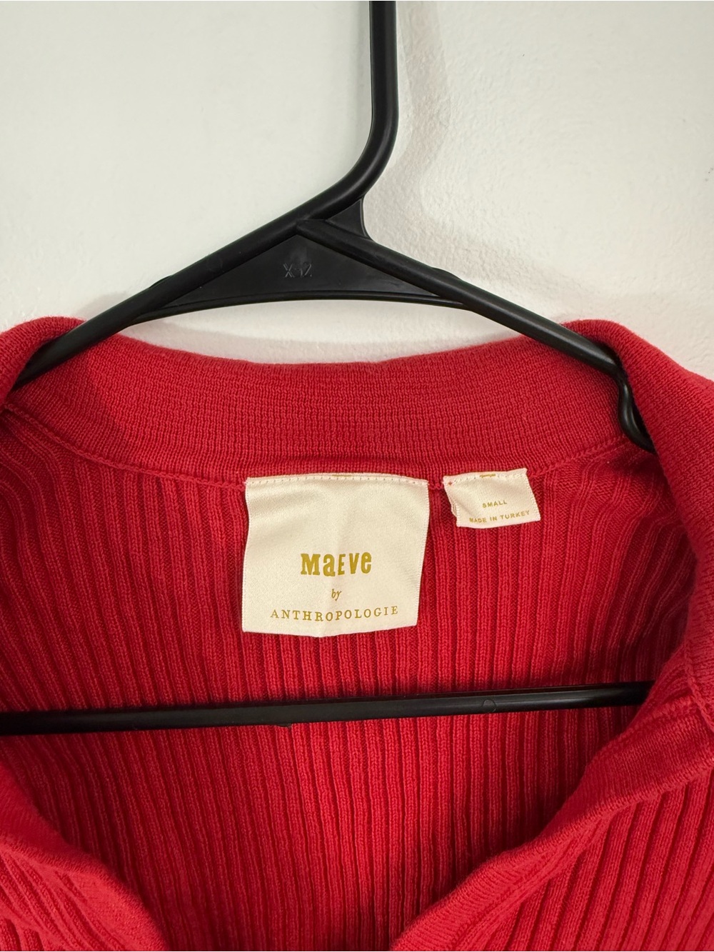 Maeve Red Ribbed V-Neck Collared Long-Sleeve Top - Picture 3 of 3